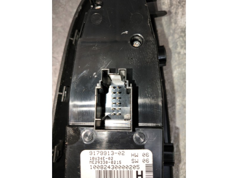 Recambio de mando elevalunas delantero izquierdo para bmw x3 (f25) xdrive 20d referencia OEM IAM 917991302  5P