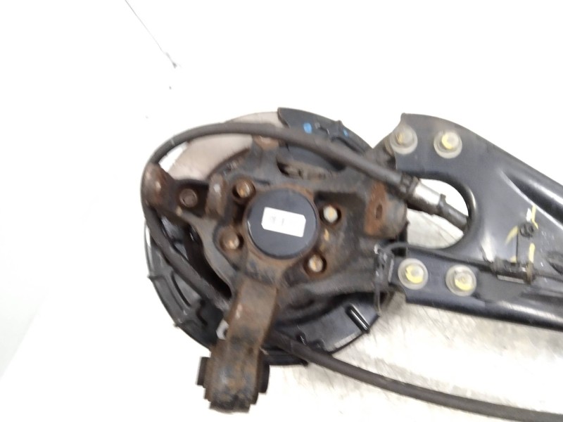 Recambio de mangueta trasera izquierda para hyundai ix35 1.7 crdi cat referencia OEM IAM   