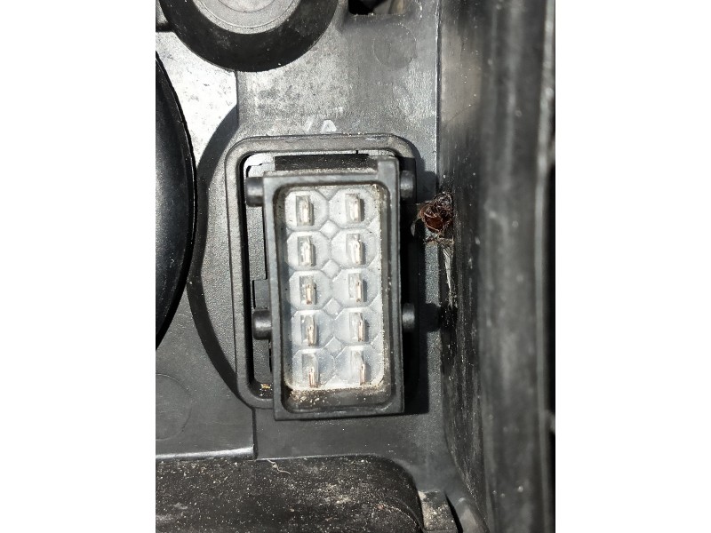 Recambio de faro derecho para opel zafira a design edition referencia OEM IAM 0301116272  