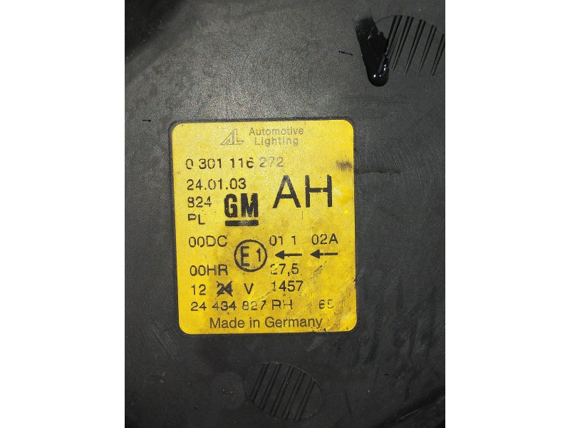 Recambio de faro derecho para opel zafira a design edition referencia OEM IAM 0301116272  