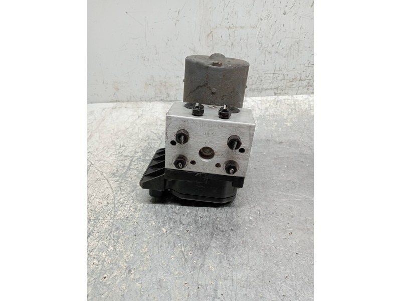 Recambio de abs para audi a4 berlina (b5) 1.9 tdi referencia OEM IAM 0265202401 8E0614111T 