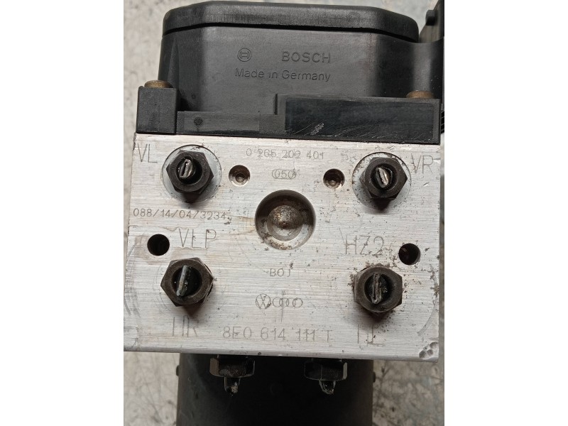 Recambio de abs para audi a4 berlina (b5) 1.9 tdi referencia OEM IAM 0265202401 8E0614111T 