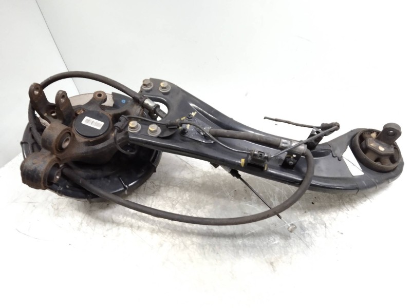 Recambio de mangueta trasera izquierda para hyundai ix35 1.7 crdi cat referencia OEM IAM   