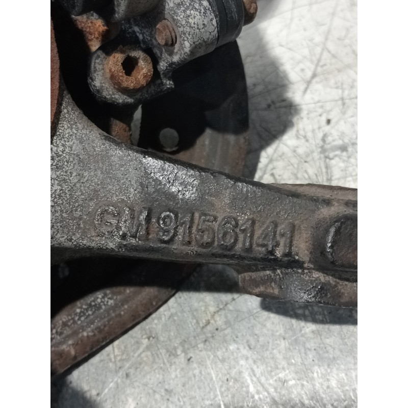 Recambio de mangueta delantera derecha para opel corsa c club referencia OEM IAM 9156141  