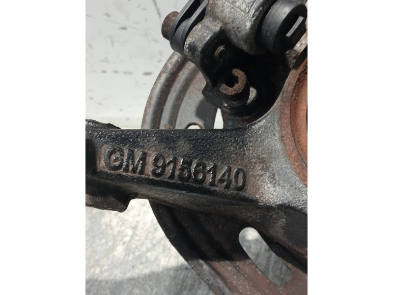 Recambio de mangueta delantera izquierda para opel corsa c club referencia OEM IAM 9156140  