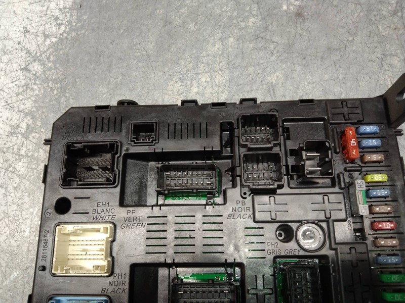 Recambio de caja reles / fusibles para citroen c4 berlina cool referencia OEM IAM 966405918002 BSI04EVK0500 