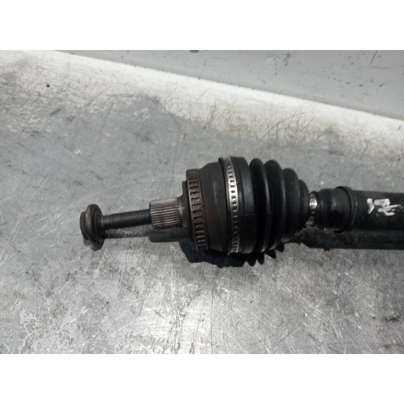 Recambio de transmision delantera izquierda para volkswagen passat variant (3b6) v6 tdi executive referencia OEM IAM 8D0407272AK