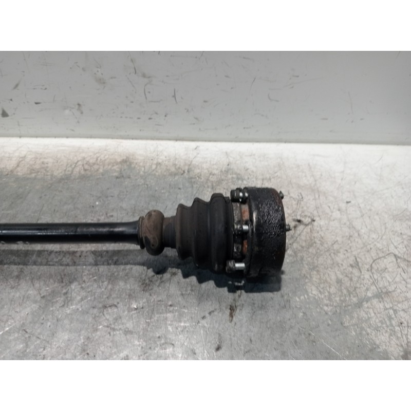 Recambio de transmision trasera izquierda para volkswagen passat variant (3b6) v6 tdi executive referencia OEM IAM 8E0501203M  