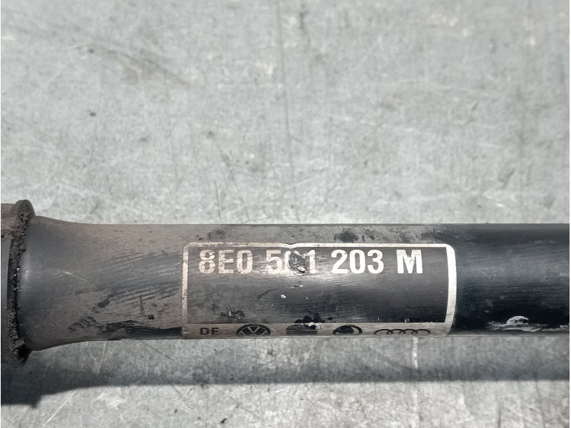 Recambio de transmision trasera izquierda para volkswagen passat variant (3b6) v6 tdi executive referencia OEM IAM 8E0501203M  