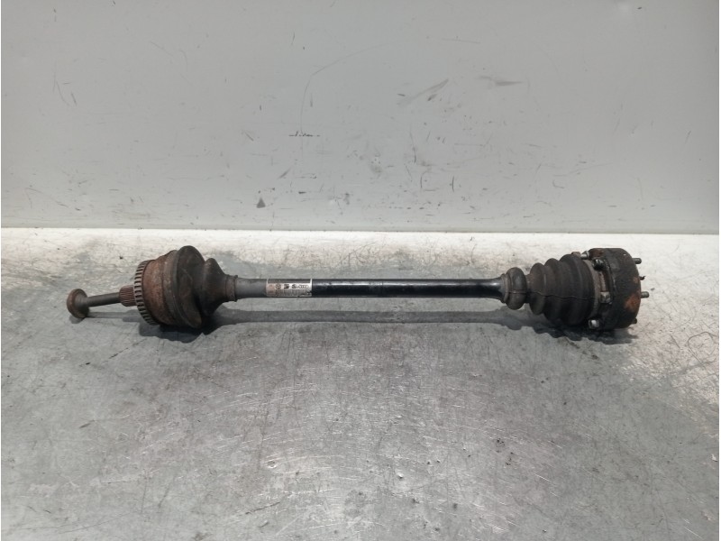 Recambio de transmision trasera derecha para volkswagen passat variant (3b6) v6 tdi executive referencia OEM IAM 8E0501203M  