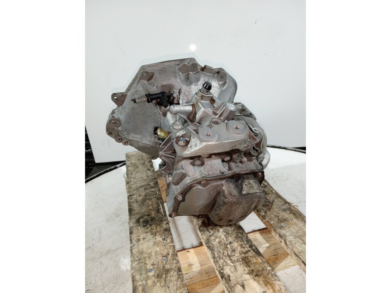 Recambio de caja cambios para opel tigra twin top cosmo referencia OEM IAM F17C374 A03452 5V