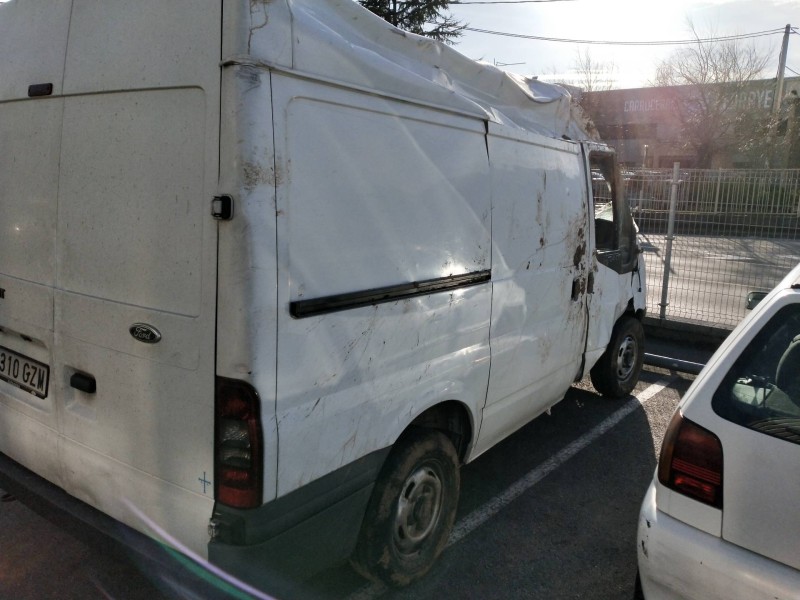 ford transit caja cerrada ´06 del año 2010