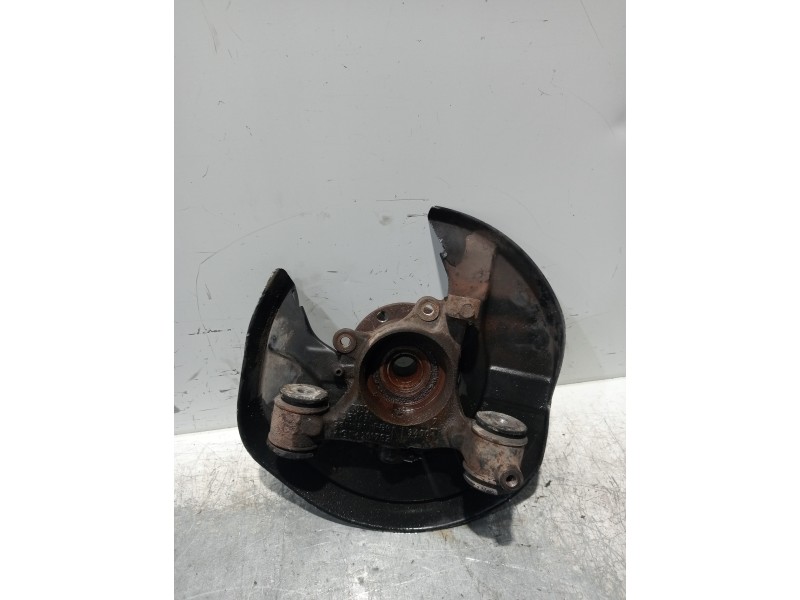 Recambio de mangueta trasera derecha para volkswagen passat variant (3b6) v6 tdi executive referencia OEM IAM 8E0436  