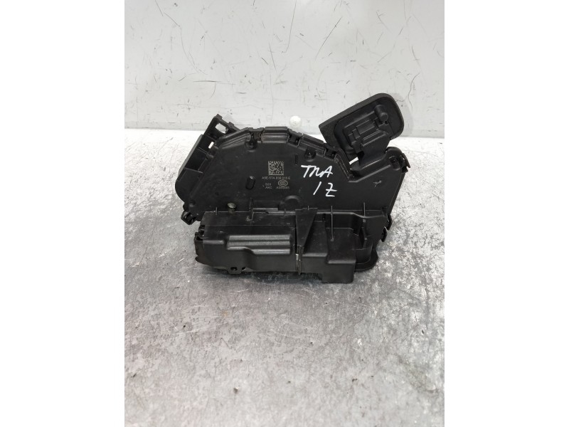 Recambio de motor cierre centralizado trasero izquierdo para seat arona xcellence referencia OEM IAM A5E5TA839015E  5P