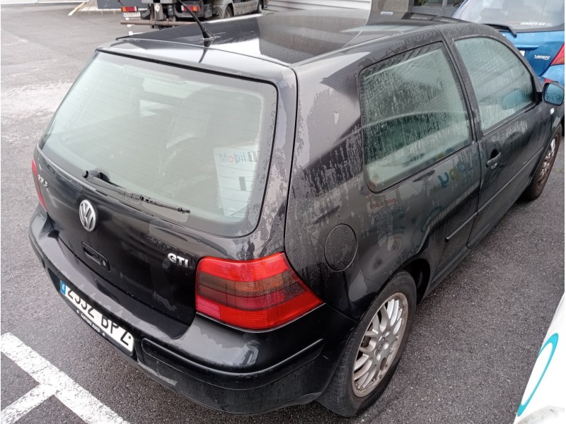 volkswagen golf iv berlina (1j1) del año 2001
