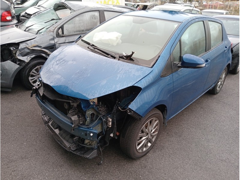 toyota yaris del año 2016