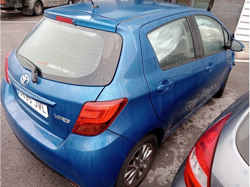 toyota yaris del año 2016