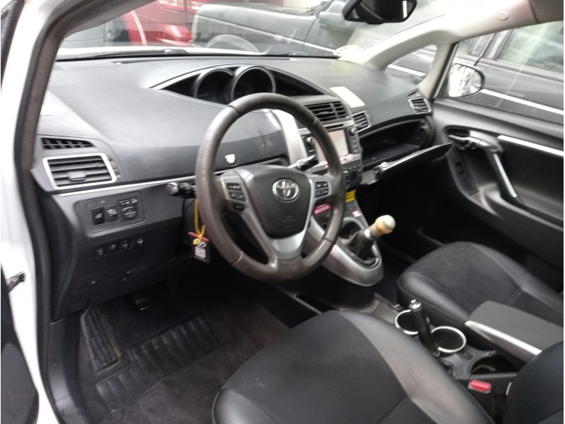 toyota verso del año 2014