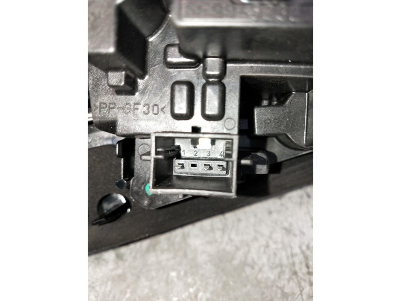 Recambio de piloto trasero derecho interior para seat arona xcellence referencia OEM IAM 6F9945094D  