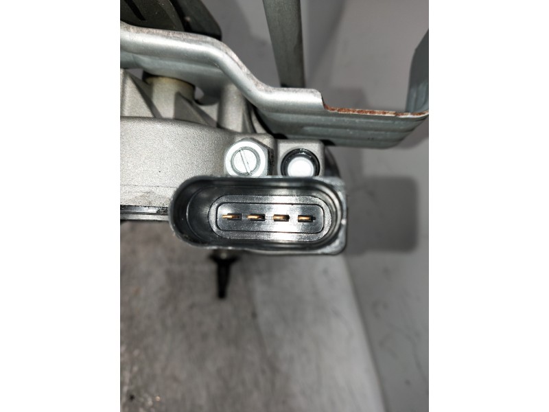 Recambio de motor limpia delantero para seat arona xcellence referencia OEM IAM 6F1955113A  