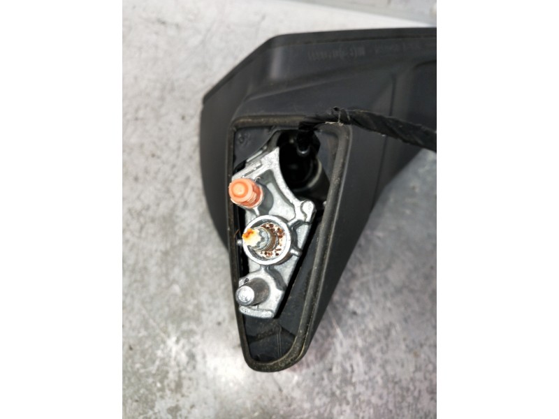 Recambio de retrovisor derecho para seat arona xcellence referencia OEM IAM   ELECTRICO