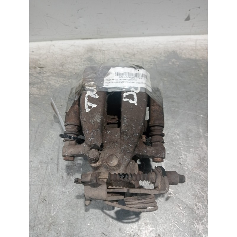 Recambio de pinza freno trasera derecha para volkswagen passat variant (3b6) v6 tdi executive referencia OEM IAM   