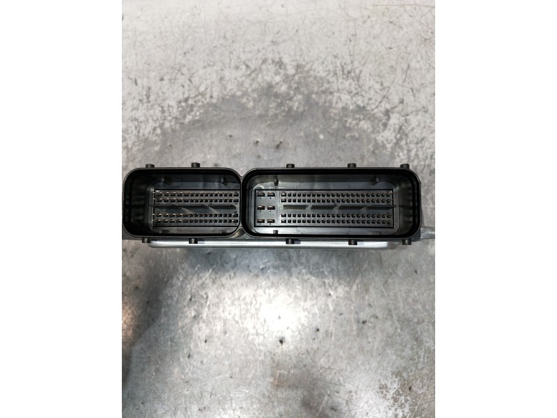 Recambio de centralita motor uce para seat arona xcellence referencia OEM IAM 0261S17849 04C907309BB 1039T05940