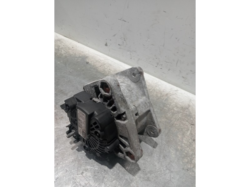 Recambio de alternador para renault megane ii coupe/cabrio luxe dynamique referencia OEM IAM 8200100907 2542664E 