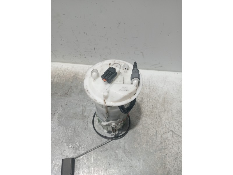Recambio de bomba combustible para renault megane ii coupe/cabrio luxe dynamique referencia OEM IAM   