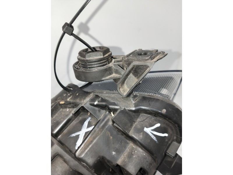 Recambio de faro izquierdo para seat arona xcellence referencia OEM IAM 90120768 6F1941005B VER FOTOS