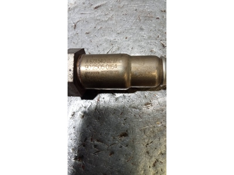 Recambio de sonda lambda para ssangyong tivoli 1.6 turbodiesel cat referencia OEM IAM A6735400217 9025050164 