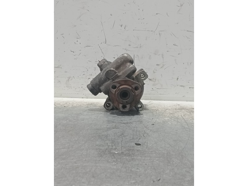 Recambio de bomba direccion para volkswagen polo berlina (6n2) 1.9 sdi referencia OEM IAM 6N0422154A 26069334 