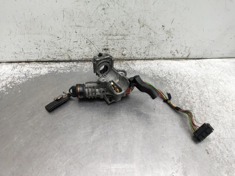 Recambio de conmutador de arranque para mitsubishi montero (v60/v70) 3.2 di-d intense (3-ptas.) referencia OEM IAM   