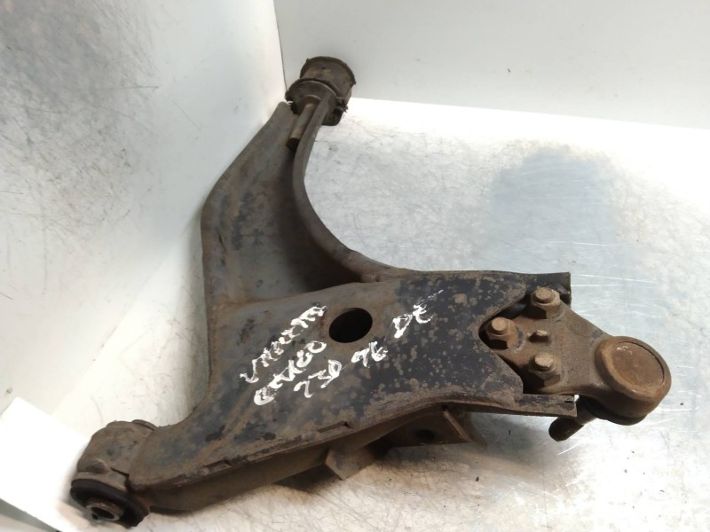 Recambio de brazo suspension inferior delantero derecho para nissan vanette cargo vanette cargo combi - 5 referencia OEM IAM   