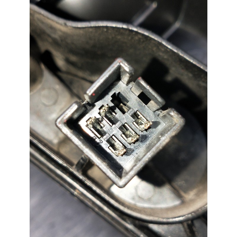 Recambio de retrovisor izquierdo para opel tigra twin top cosmo referencia OEM IAM ELECTRICO 1 ENCHUFE 5 PINES