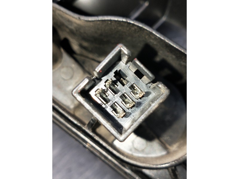 Recambio de retrovisor izquierdo para opel tigra twin top cosmo referencia OEM IAM ELECTRICO 1 ENCHUFE 5 PINES