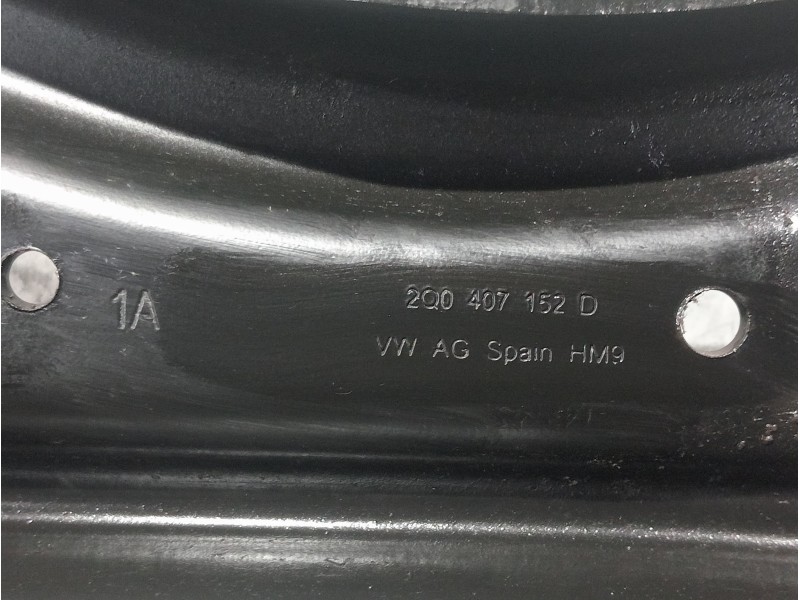 Recambio de brazo suspension inferior delantero derecho para seat arona xcellence referencia OEM IAM 2Q0407152D  
