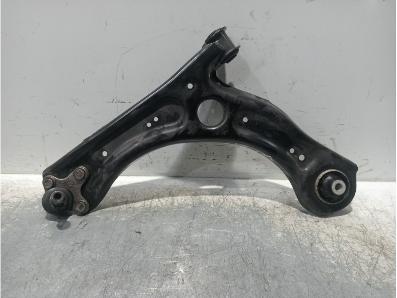Recambio de brazo suspension inferior delantero izquierdo para seat arona xcellence referencia OEM IAM 2Q0407151D  