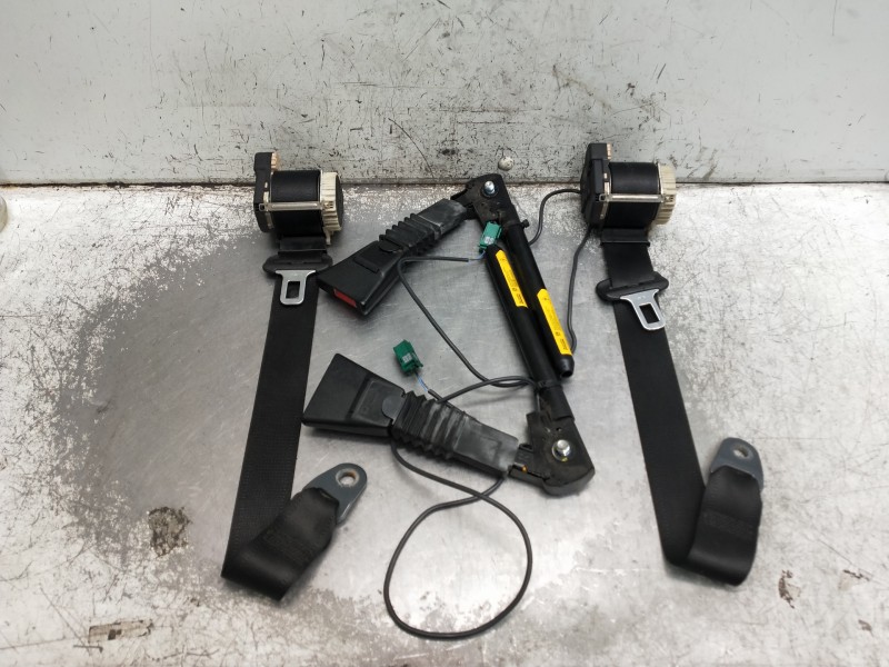 Recambio de juego cinturones delantero para opel tigra twin top cosmo referencia OEM IAM   2P