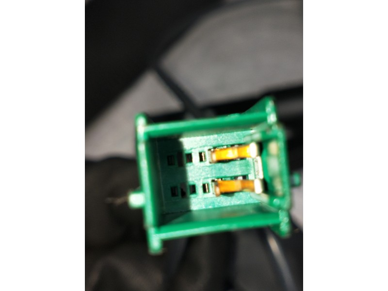 Recambio de juego cinturones delantero para opel tigra twin top cosmo referencia OEM IAM   2P