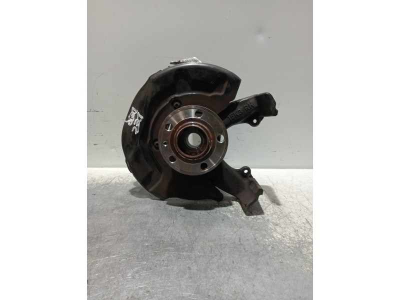 Recambio de mangueta delantera derecha para seat arona xcellence referencia OEM IAM 2Q0256K 2Q0615312 2Q0407256K