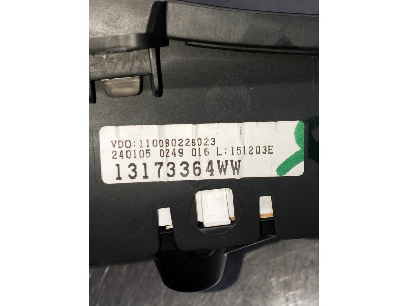 Recambio de cuadro instrumentos para opel tigra twin top cosmo referencia OEM IAM 13173364WW  