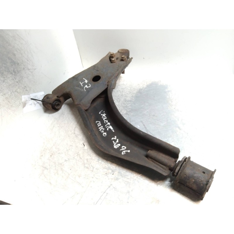 Recambio de brazo suspension inferior delantero izquierdo para nissan vanette cargo vanette cargo combi - 5 referencia OEM IAM  