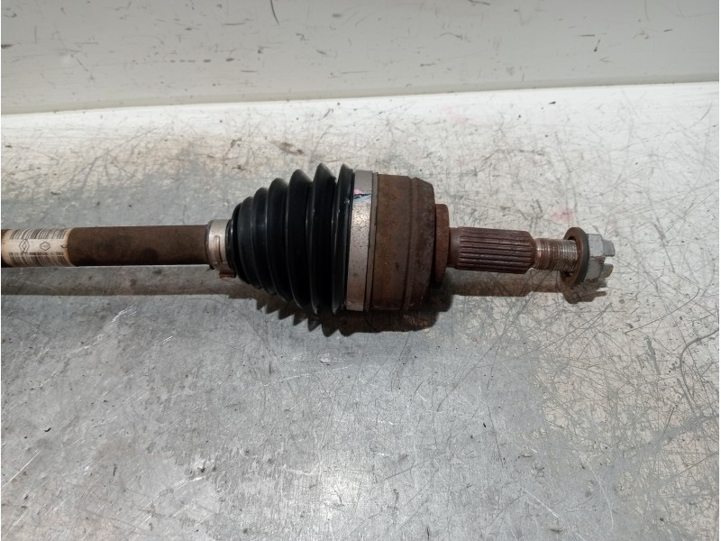 Recambio de transmision delantera derecha para renault fluence expression referencia OEM IAM 391000128R  