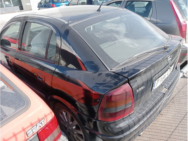 opel astra g berlina del año 2003
