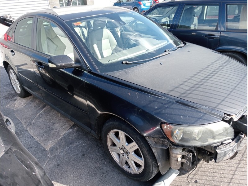 volvo s40 berlina del año 2006