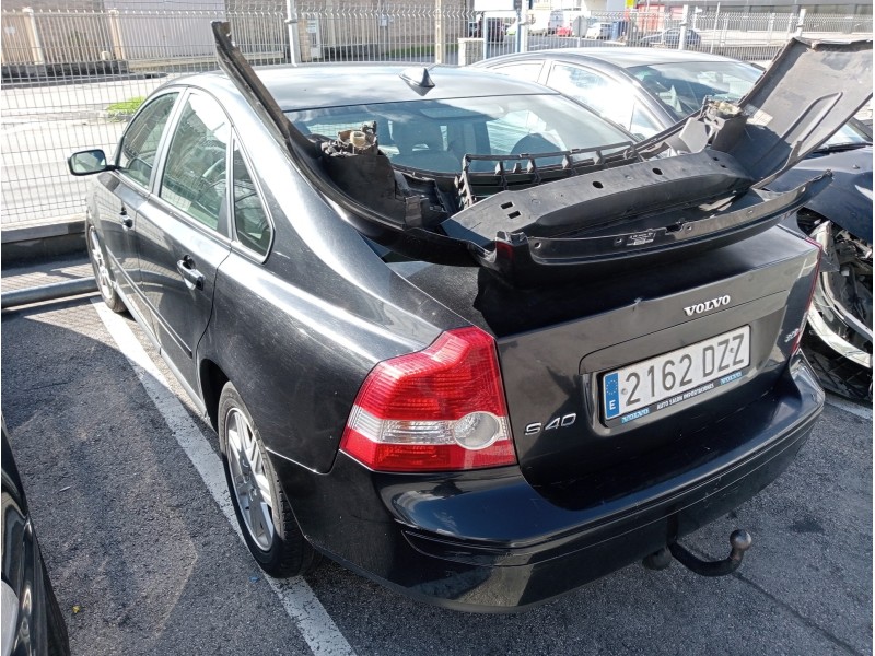 volvo s40 berlina del año 2006