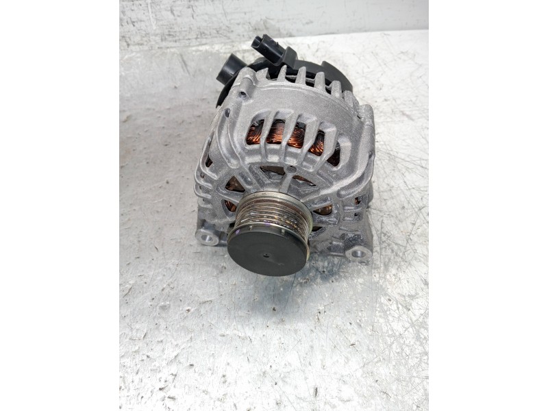 Recambio de alternador para opel corsa f gs line referencia OEM IAM 9835689480  