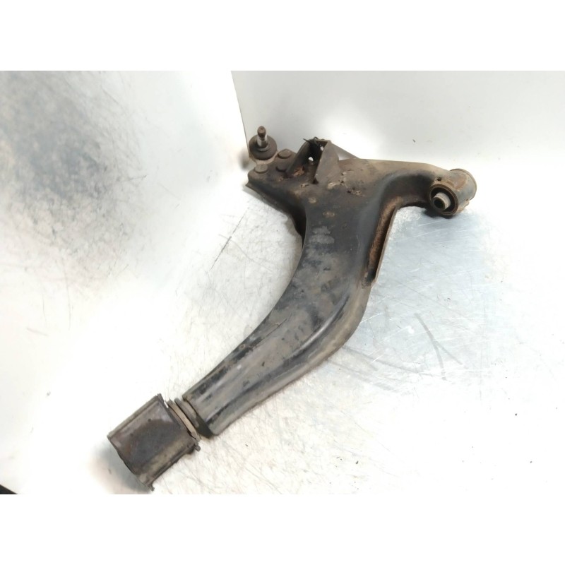 Recambio de brazo suspension inferior delantero izquierdo para nissan vanette cargo vanette cargo combi - 5 referencia OEM IAM  