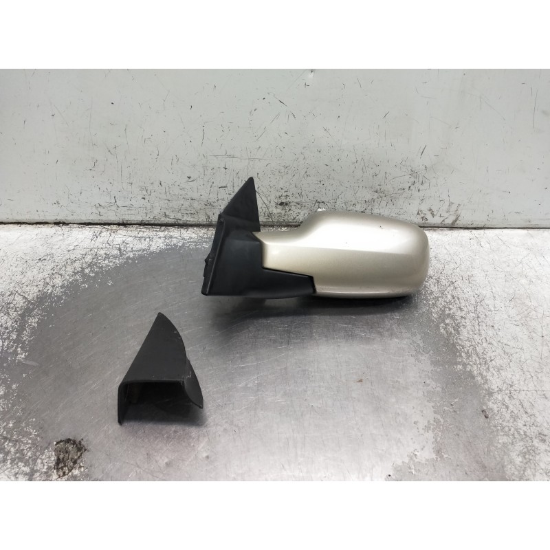 Recambio de retrovisor izquierdo para renault megane ii coupe/cabrio luxe dynamique referencia OEM IAM ELÉCTRICO 1 ENCHUFE 5 PIN